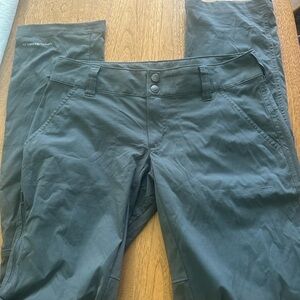 Columbia Men's Dark Gray Cargo Pants